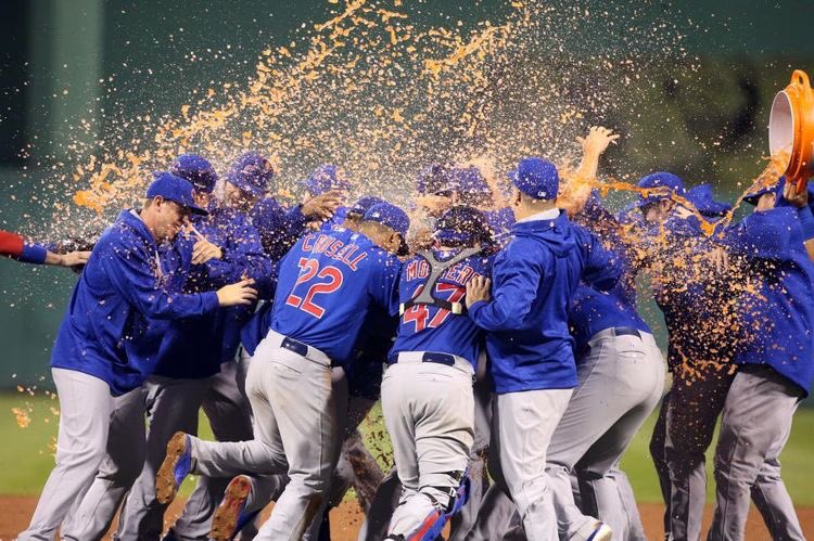 missannedevlin's tweet photo. Pre Season baseball starts in 11 days. Opening day is April 3rd. #CubsWin2016 https://t.co/t2SEpqKQjW