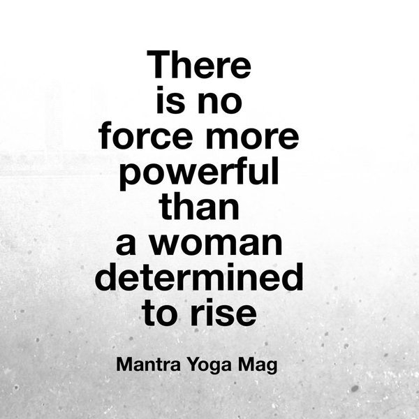 PaulaAbdul's tweet photo. Hey Wonder Women! Hope this #quote inspires and energizes you to power through! xoP #MondayMotivation https://t.co/1NERryMcF6