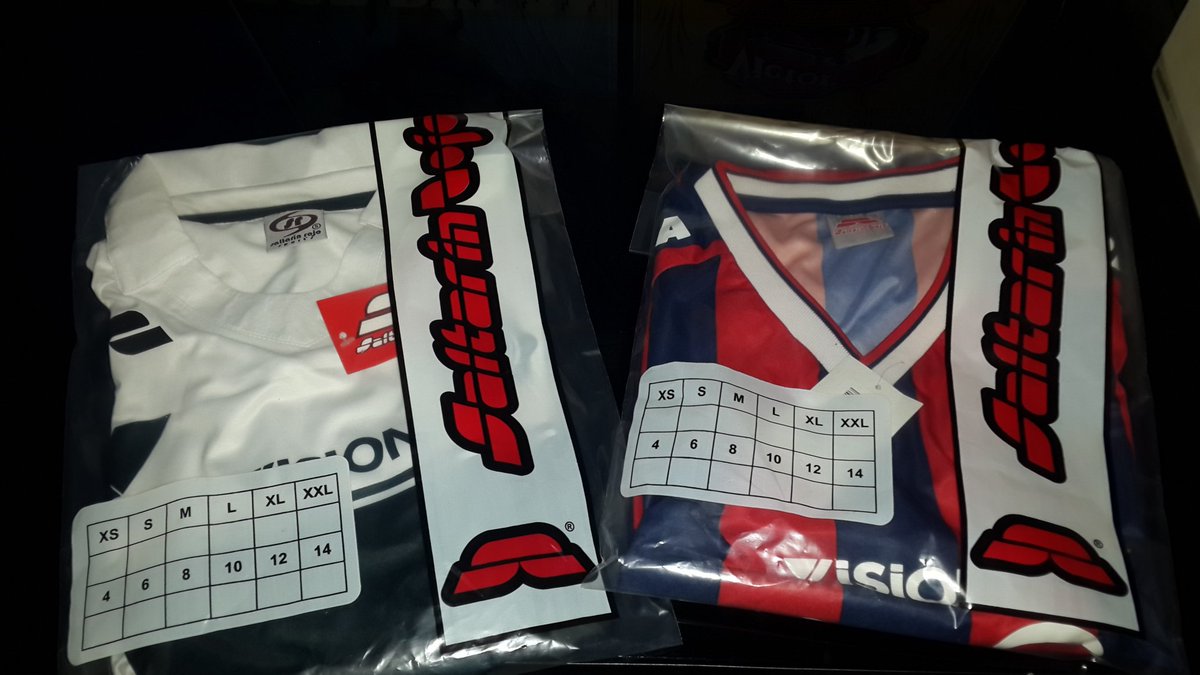 Gracias a <a href="/SaltarinRojoPy/">Saltarin Rojo</a> por la remeras de #OLIMPIA y #CERRO para el sorteo