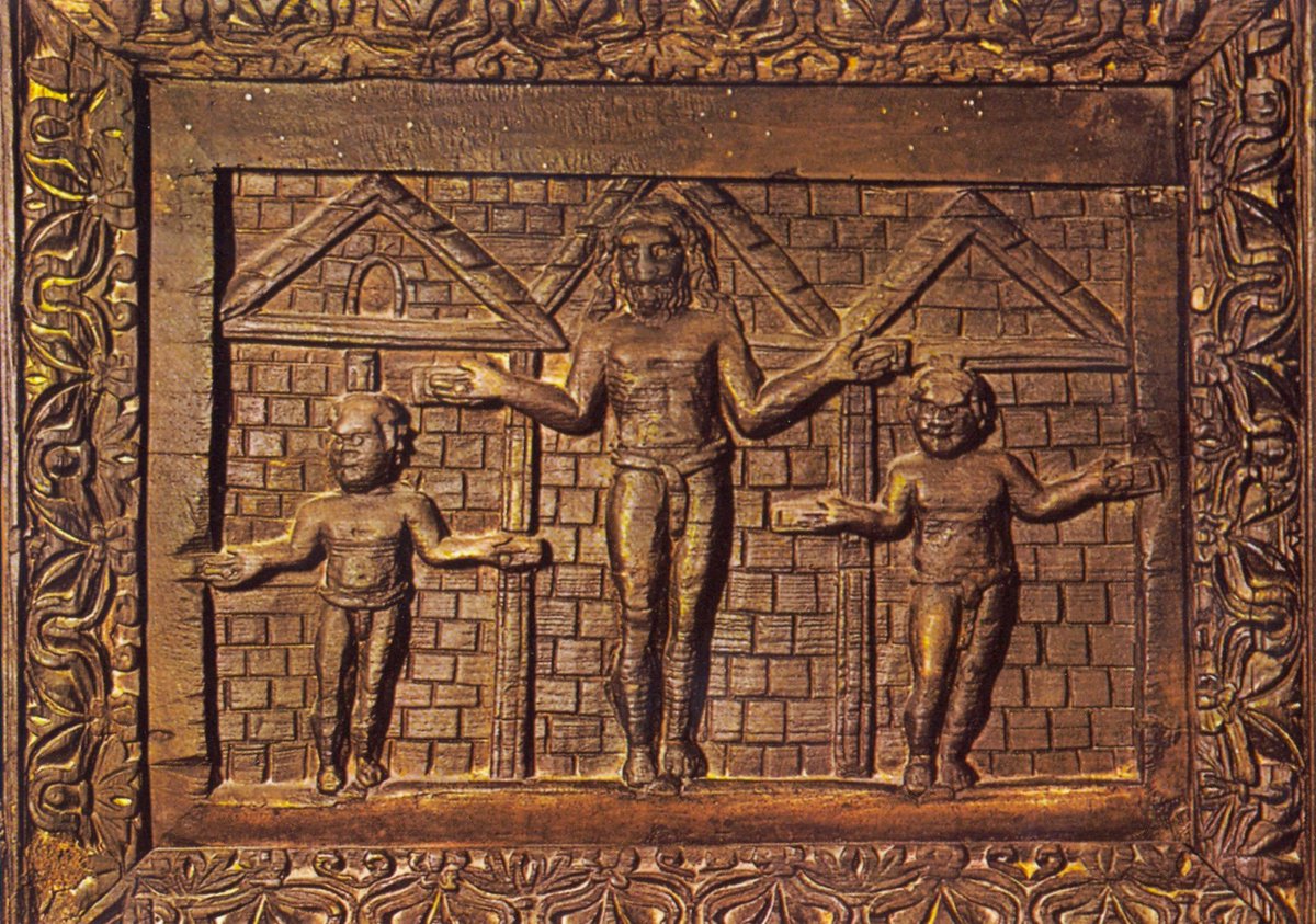 indrasmusings's tweet photo. The First Crucifixion in Art https://t.co/ZwqP0px3y4 #art #rome #santasabina #roma #indrasmusings #christianity https://t.co/GlGcDMDRsJ