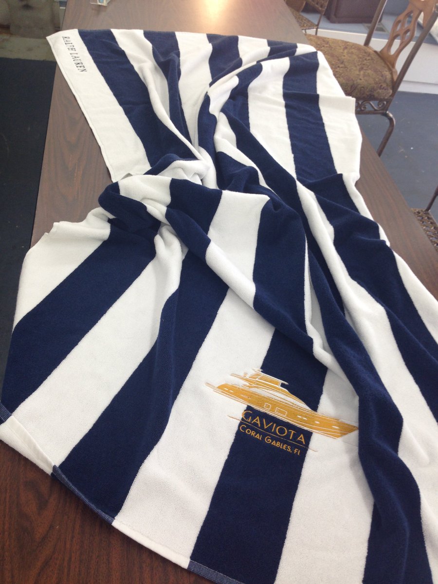 logostoprint's tweet image. #Custom Hoddies #Printing Solutions #Personalize Garments # Unique Sheet &amp;amp; Pillow Cases # Towels.  #logostoprint.com