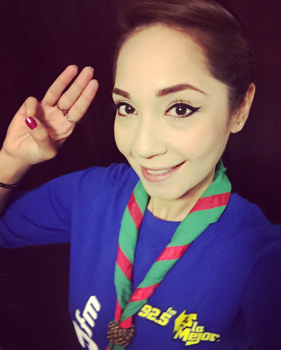 IsaAlonsoFm's tweet photo. "Una sonrisa es la llave secreta que abre muchas puertas" #BadenPowell #Scout #OneWorldOnePromise #DíaDelFundador https://t.co/WXFtE8PSgJ