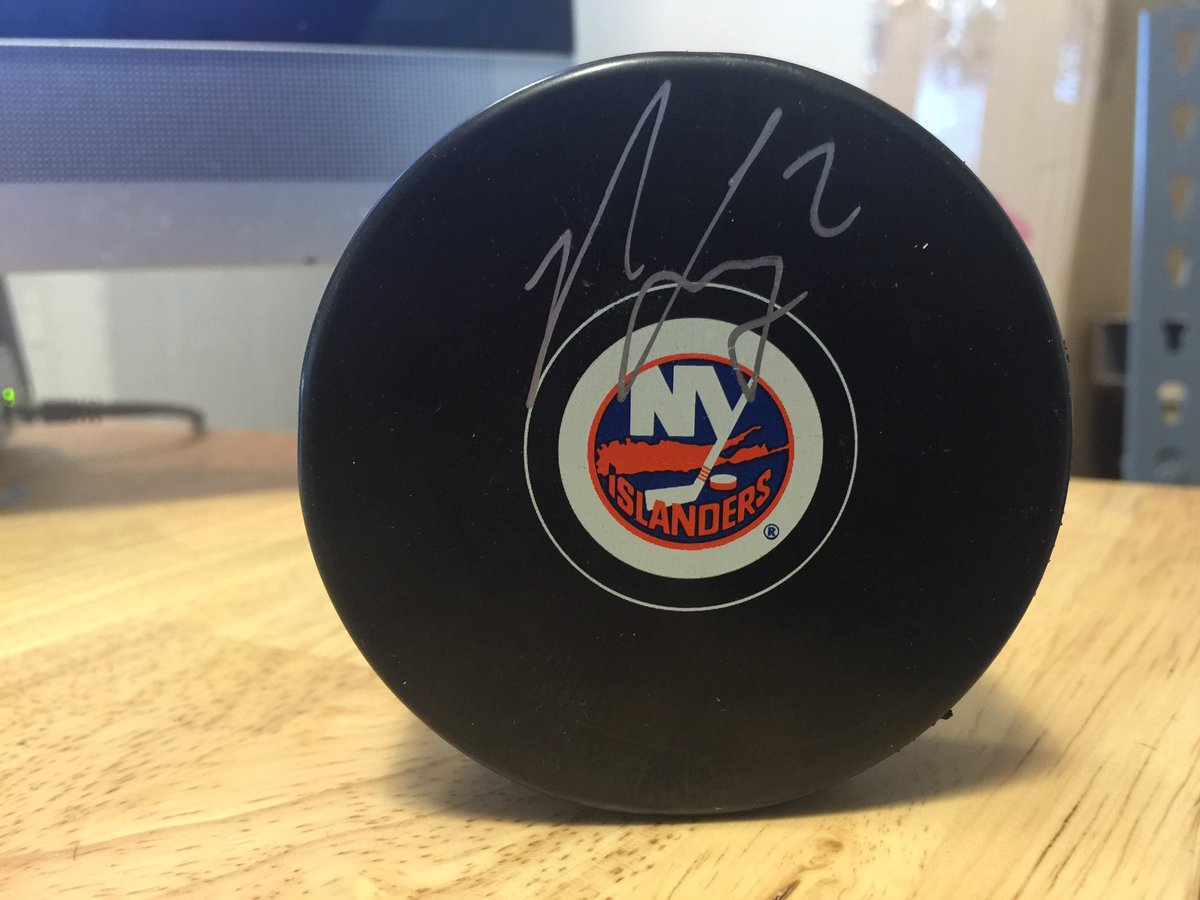 RT and Follow to win this puck signed by Nick Leddy. <a href="/NYIslanders/">New York Islanders</a> <a href="/ledpipe08/">Maximus Friedius</a>