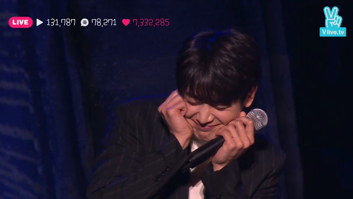 choiminhojuseyo's tweet photo. #minhotime ... i miss this man so so so much 😢 why is he so cute!!! https://t.co/2kyRPMbgea