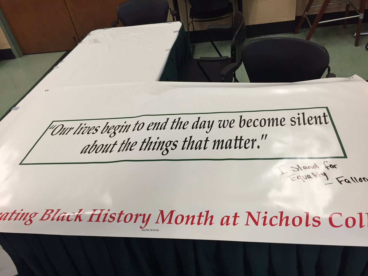 BMQ10's tweet photo. Bison, stop by Lombard to sign the Black History Month Banner from our ALANA group.@Nichols_College https://t.co/FstEyO6ntF