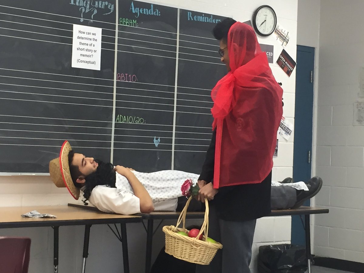 MsGalatiTCPHS's tweet photo. #littleredridinghood #brecht @tcphsupdates #risktakers https://t.co/7fQucEG9as