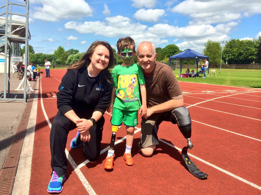 disco2man's tweet photo. Seeing young gun run like @BladeBoyRio is what https://t.co/bcapluygV7 is all about please donate £30 to hit £2,700 https://t.co/i53jiVNY0W