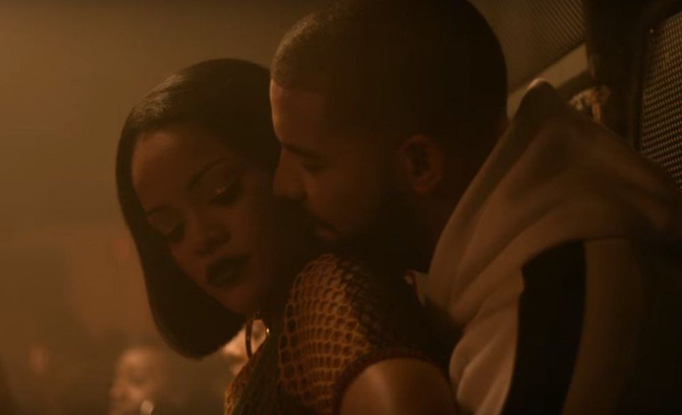 HOFVintage's tweet photo. Rihanna - Work feat. Drake (Video) 
[https://t.co/CwJXPoff3r] https://t.co/oBrRd53Csw