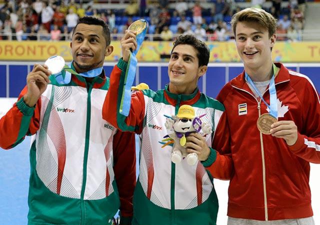ClaroSports's tweet photo. ¿Por qué los clavadistas mexicanos no compiten con la bandera de México? Blog @olympicvero  https://t.co/o6oimPUu3j https://t.co/iA6uErKWan