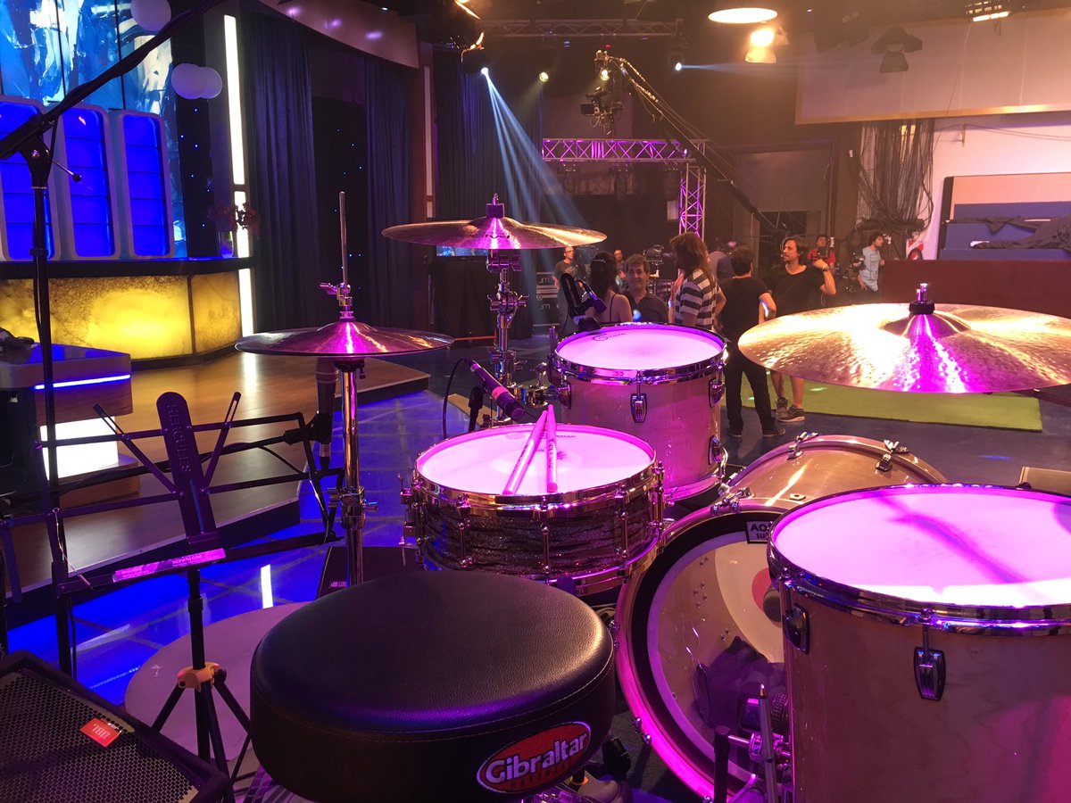 germanpaoloski's tweet photo. Hoy es el día! Arranca la 2da Temporada se @NETxFOX con @nicorepetto1 y @Marama_Oficial   23hs FoxSports https://t.co/PCz3XZec91
