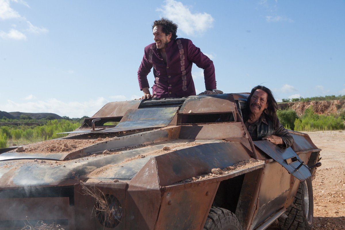 Rolling into work today.. #MacheteMonday https://t.co/MLWi8feFH6