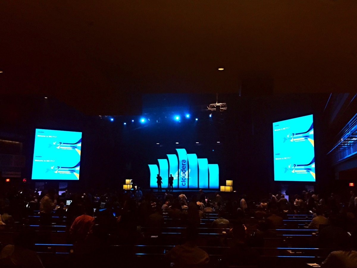 liulifang's tweet photo. Cloudera FY'17 Sales Kickoff！ https://t.co/cD8myuHtYl