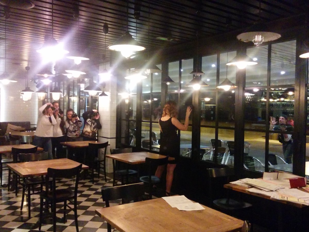 Cuando decimos que aquí pasan cosas... Es que pasan #sesiondefotos en <a href="/urbanova/">Urbanova Logroño</a>