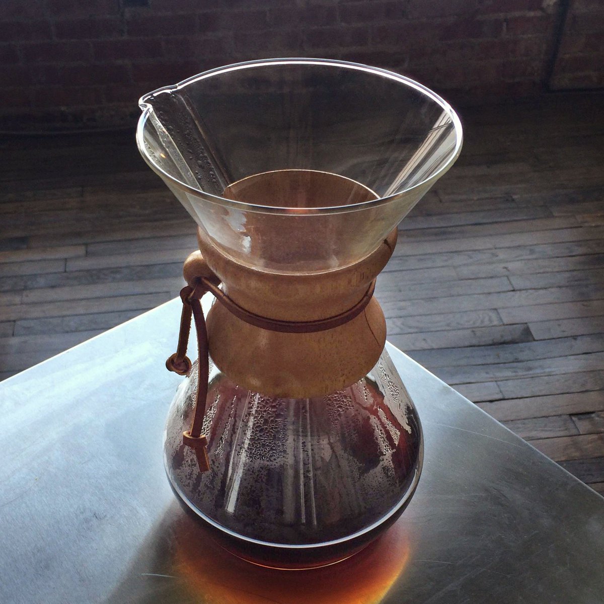 camioncoffee's tweet photo. A morning Chemex of Adado while waiting on the roaster to warm up. How did you start your Monday? https://t.co/JKtG9u0gXw