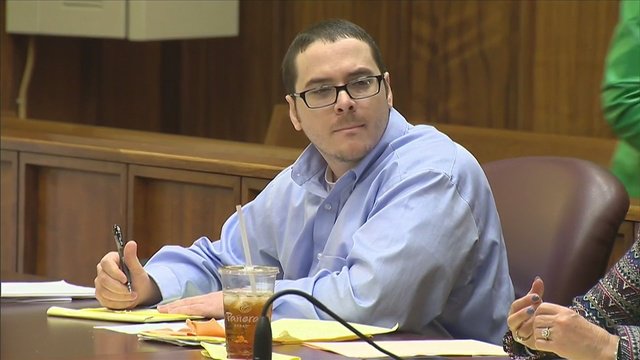 #BREAKING Judge upholds Michael Hernandez's life sentence for stabbing classmate to death bit.ly/21ls0Na?utm_me… https://t.co/OALpz42Isb