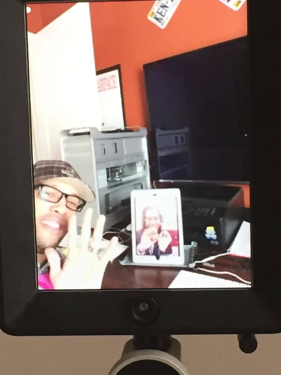 MeandMyDouble's tweet photo. Dr. Ericsson's family practicing on Double from @MeandMyDouble @DoubleRobotics in prep for @DiscoverEorg #EWeek16 https://t.co/NlrVnZJnWd