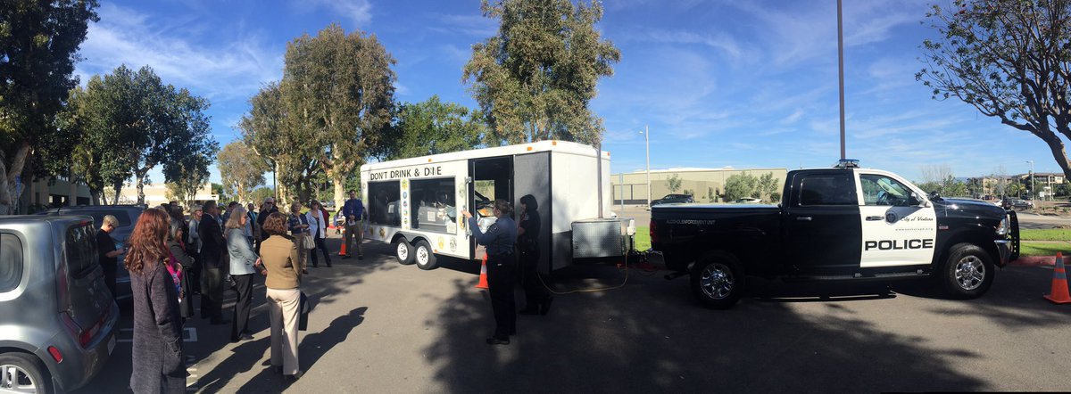 PositivePathsVC's tweet image. @VCLimits &amp;amp; @Ventura_PD partnership to prevent #DUI crashes with the Crashed Car Trailer #WEEDUI #Druggeddriving