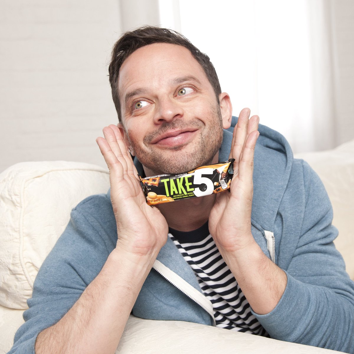 nickkroll's tweet photo. I've always loved @take5 Bars and now they're paying me to post about it. It's a win-win. #sponsored #mytake5 https://t.co/96QIZVJc6i