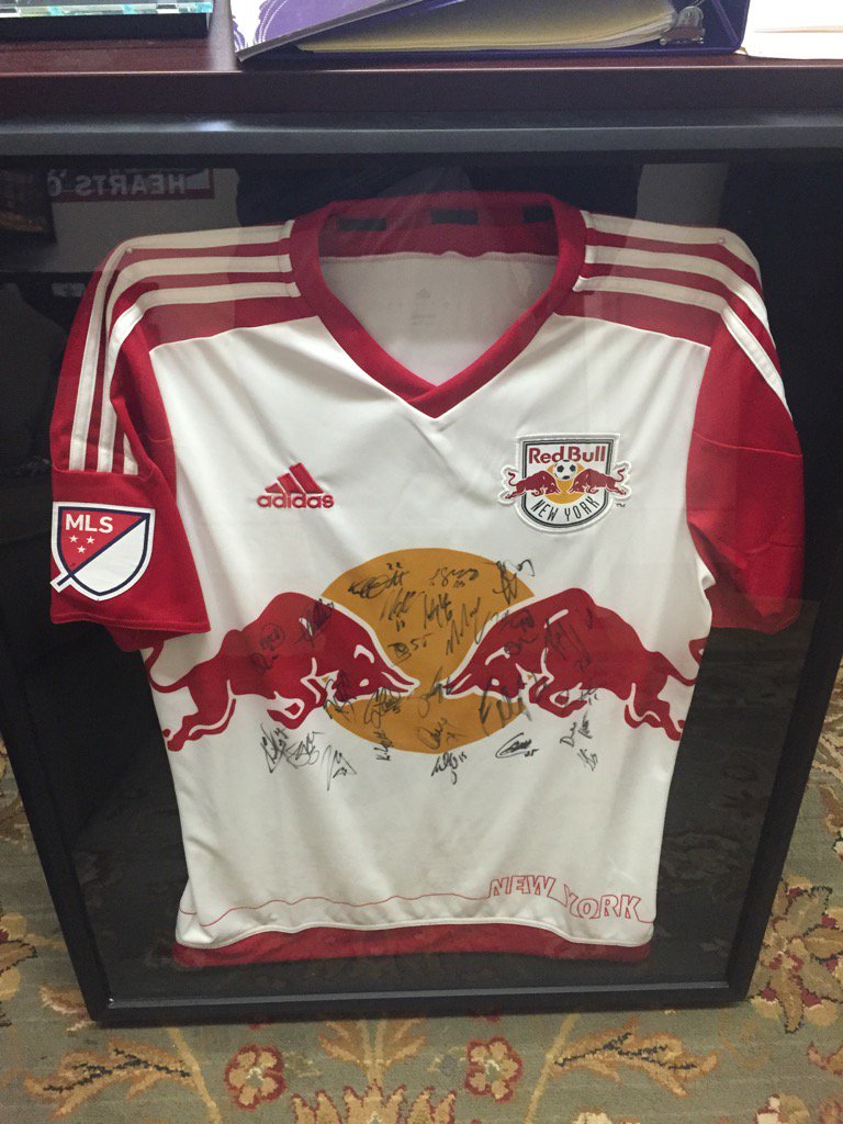 SPP_Soccer's tweet photo. Thx 2 the Kondratowicz family for donating a '15 autographed Redbull jersey. It will be auctioned at gala 4 program https://t.co/NsirkBkx6Y