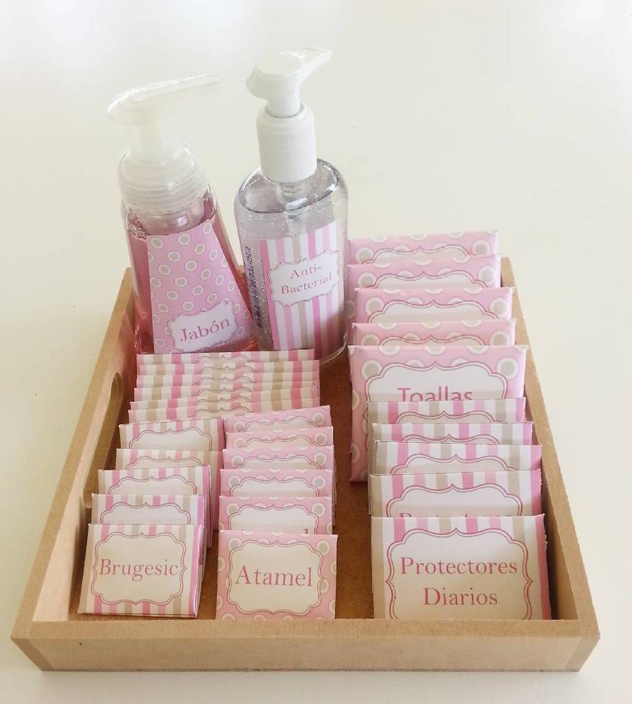 Catalin_Arroyo's tweet image. Kit de baño para niñas personalizado con todo lo que tus más preciadas invitadas puedan llegar a necesitar →  #kitd…