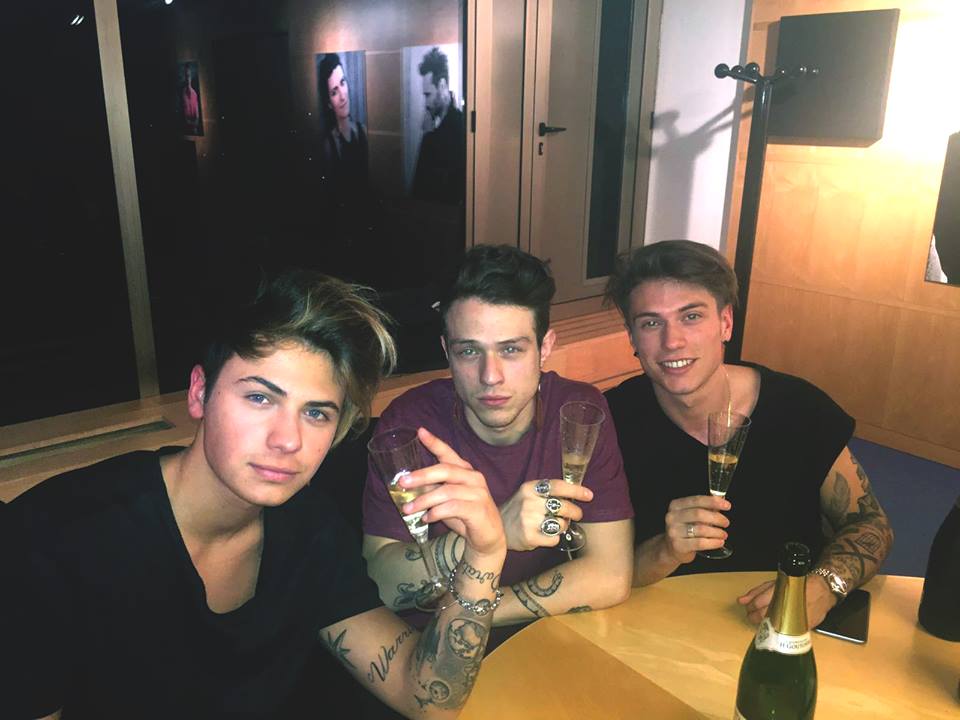 IRAMAPLUME's tweet photo. Auguroni ancora Fede! 🎉 @fedefederossi #BuonCompleannoFede https://t.co/H6WgbMB8QD