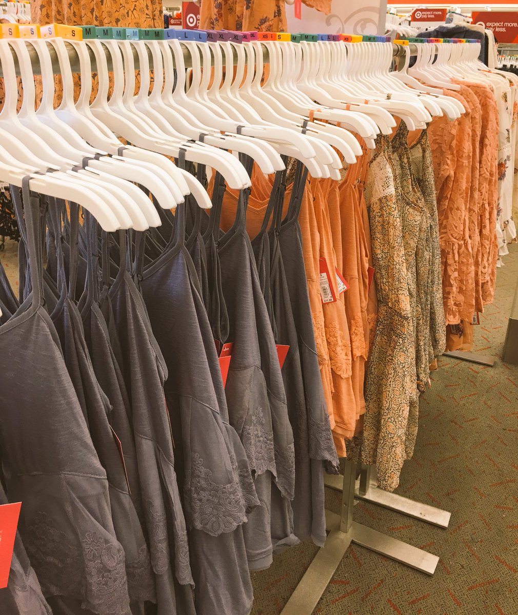 TheMillestVML's tweet photo. Funky, fresh and floral for all ages here at The Mill Boutique.  #hippiechic  #groovy #targetstyle @JeffAmos5 https://t.co/bQ4ebcGDoO