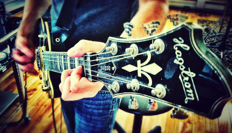 sevenview's tweet image. Rockin' the Swede at Sevenview Studios! #hagstrom