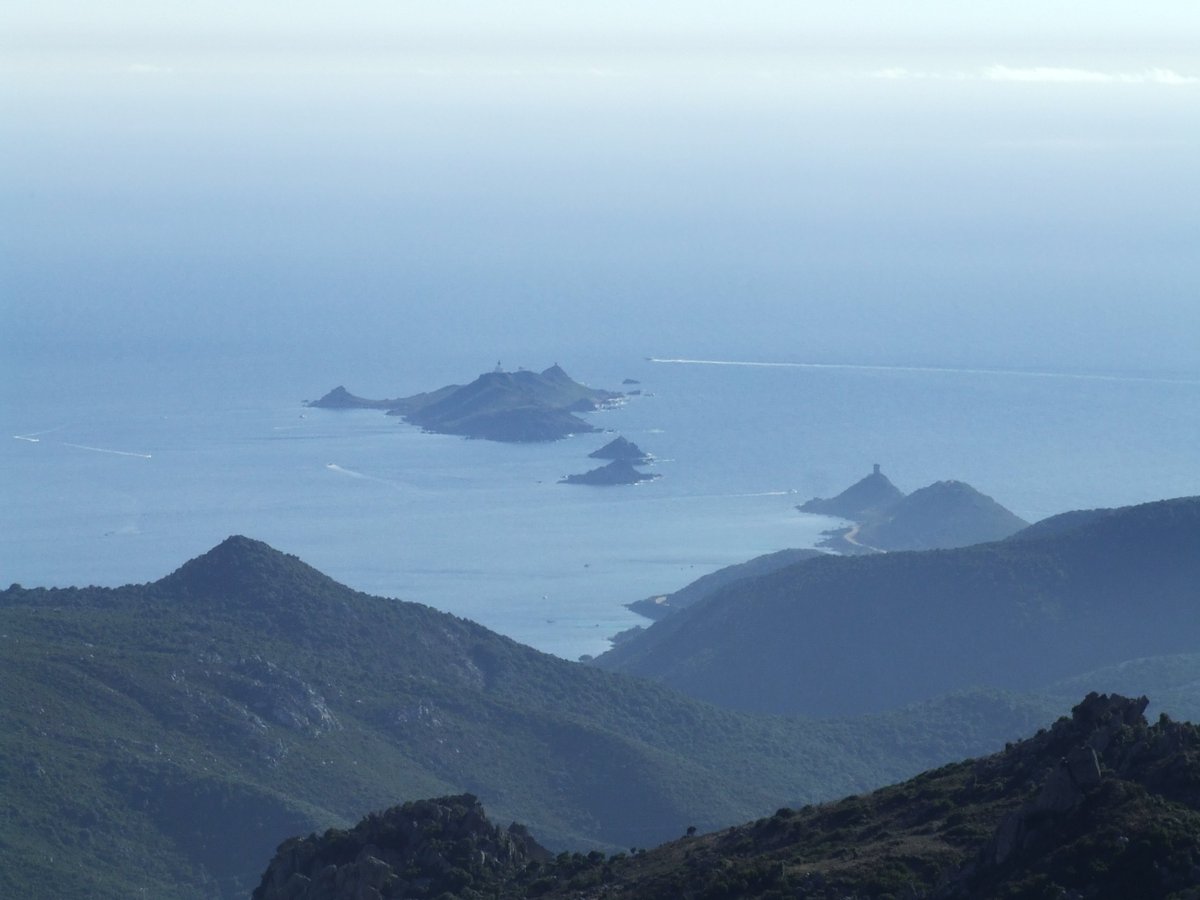 puntaminuta's tweet photo. BONA SERA .....;)   #monpays   #paradisu  #bellezza  #unicu  #maraviglia https://t.co/PhfUhmb0AJ