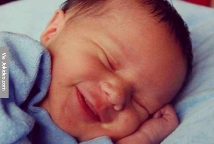 Passeks's tweet photo. How I'm going to sleep tonight knowing my fave has scored her 14th Number One. #WorkIsNumber1Party https://t.co/kwymBKnyPg