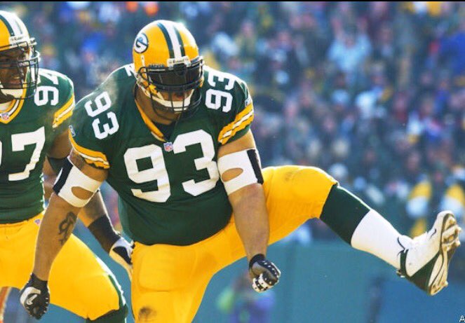 Cheese_Heads_'s tweet photo. Happy bday to a Packer great @GilbertBrown! #GraveDigger https://t.co/w6WGX0Z16s