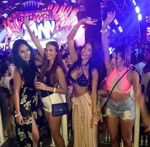 2017babes tweet picture