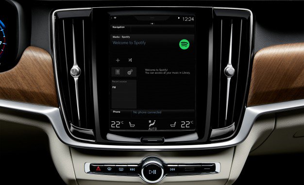 CARandDRIVER tweet picture