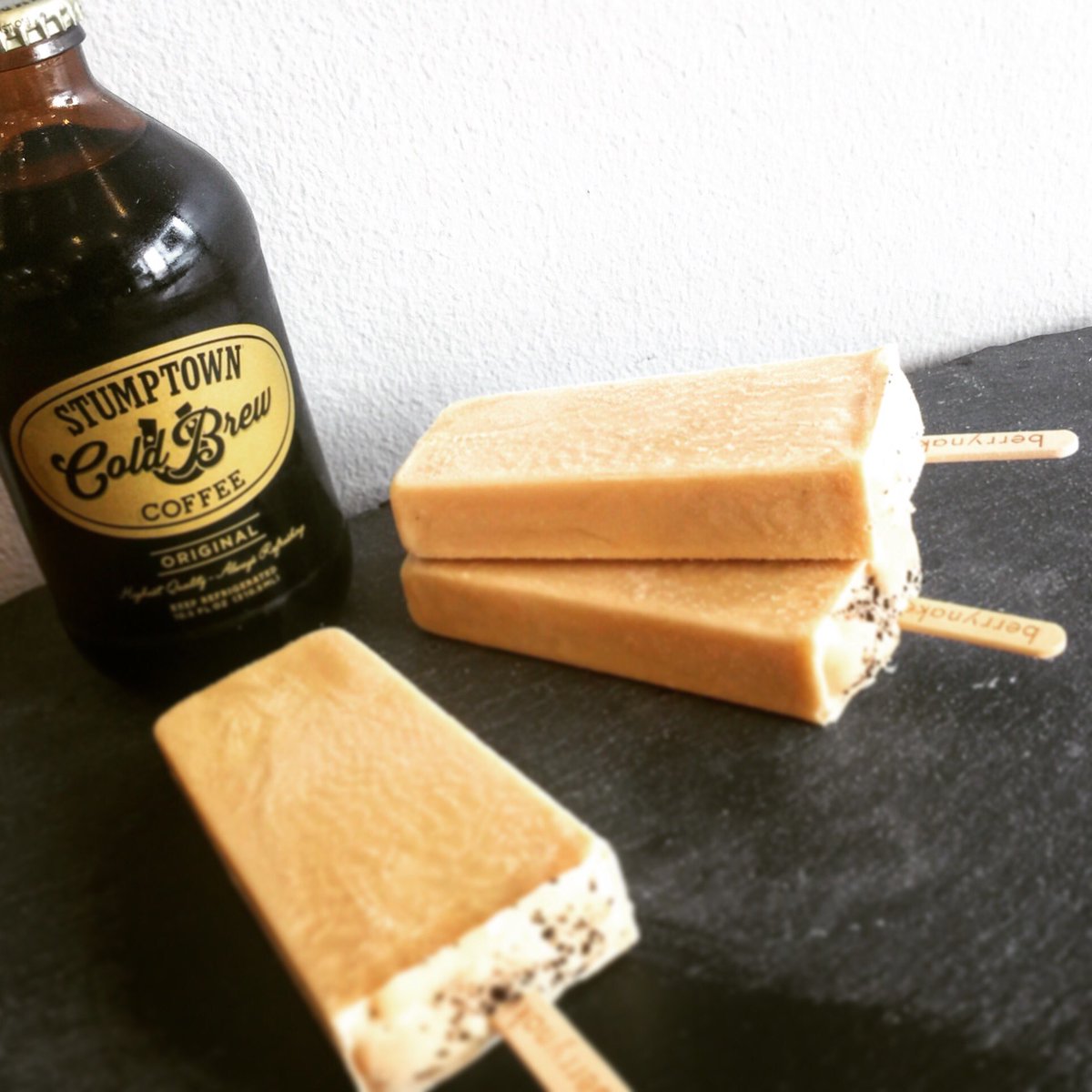 berrynakedpops's tweet photo. Need #coffee? Pop in for a #coffeepop! Made with #stumptowncoffee with hint of cream! #berrynakednation https://t.co/YhS7CnWuzP