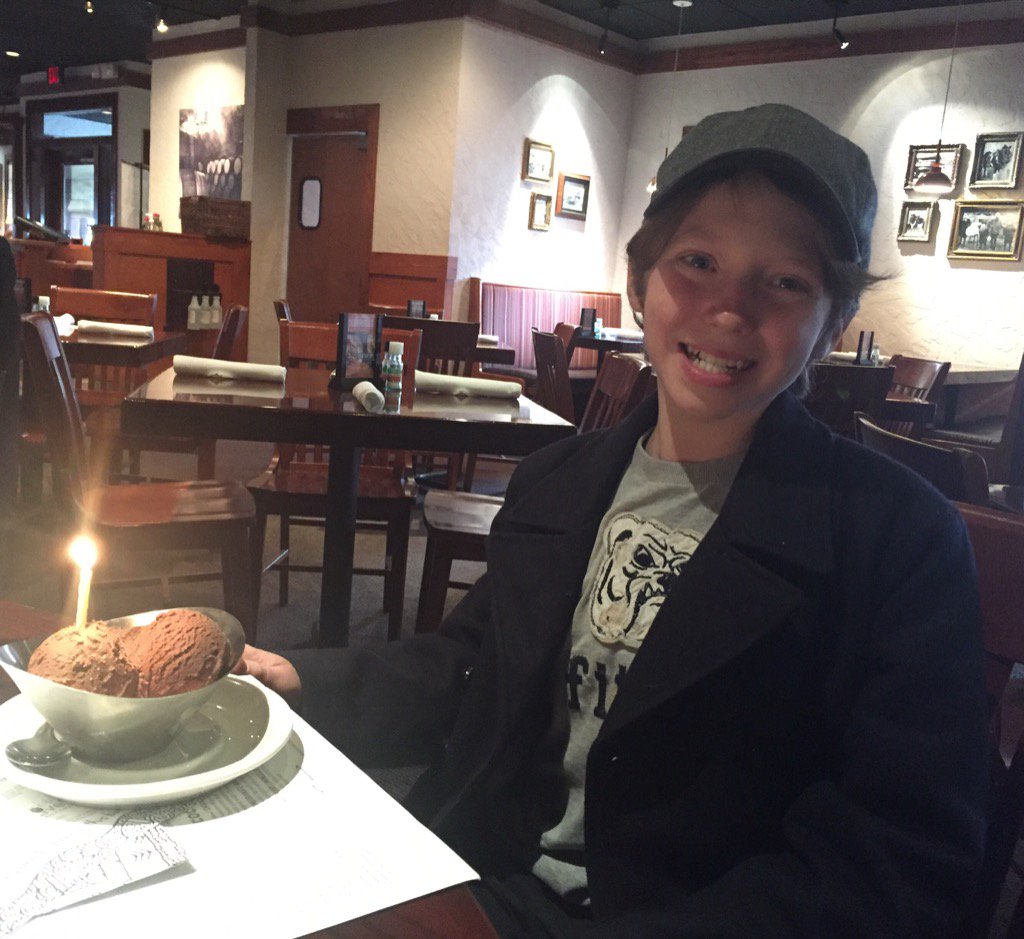 Jilliankohr's tweet photo. Happy Birthday @JacobKohr 🎈🎉🎁#celebrations #birthdayboy https://t.co/T1Pinyau4Q