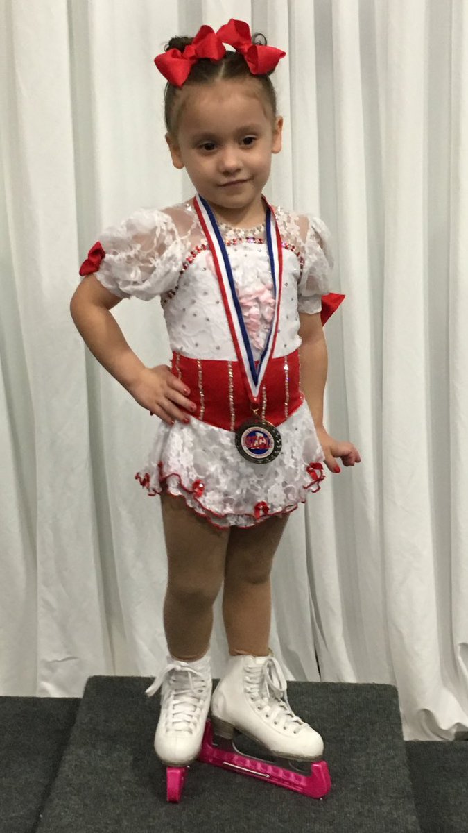 ucarla43's tweet photo. Gabby won 1st place in her Ice Skating Competition in Cincinnati Ohio... https://t.co/btOyL10pHE