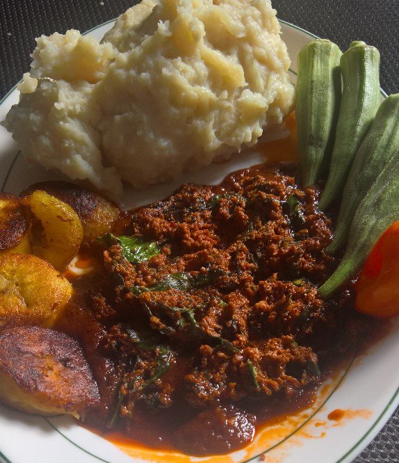 YessImKing's tweet photo. Post Workout Meal
#YorubaStyle https://t.co/TKP8AIOH9q