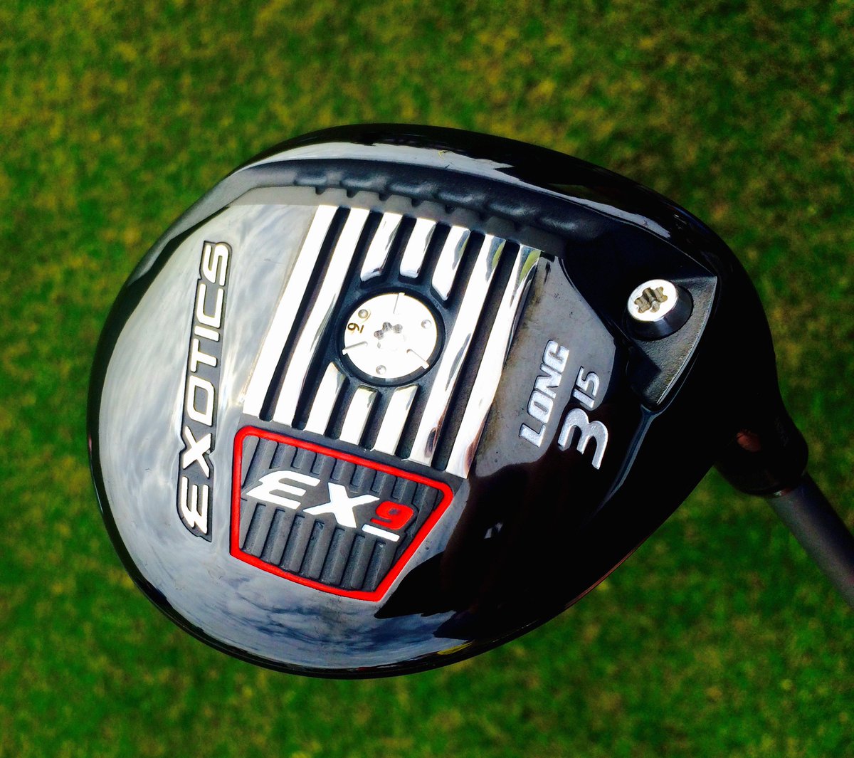 TourEdgeGolf's tweet photo. A fairway wood that's as long and more accurate than your driver, the Exotics EX9 Long 3. https://t.co/0glZotVrTj https://t.co/3pOB7sGmT1