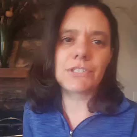 ChrisHettwerWI's tweet photo. |REPLAY| Creating foraging opportunities for parrots. Complexity.... #katch #Periscope https://t.co/yumX5Xdd2w https://t.co/yLpOmqXgkT