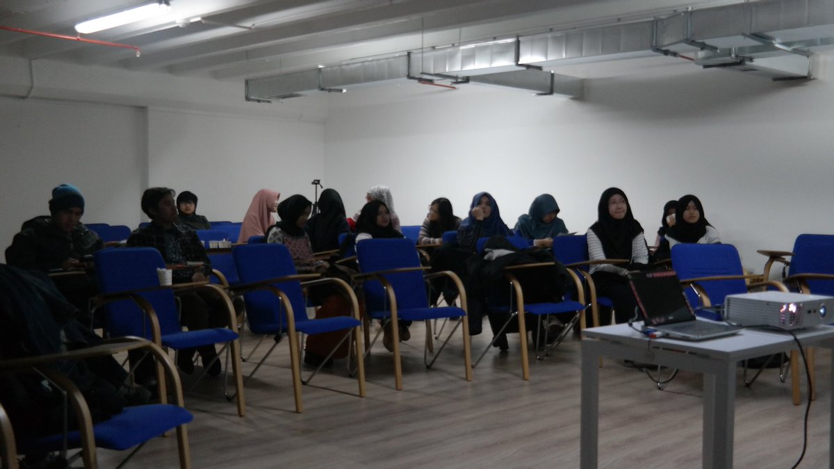 ~ FGD NGODE #ngobrolinide , TÜGVA, 20 Februari 2016 ~ Part II
#APP_PPIIstanbul #Majubareng #PPIIstanbul #Milikkita