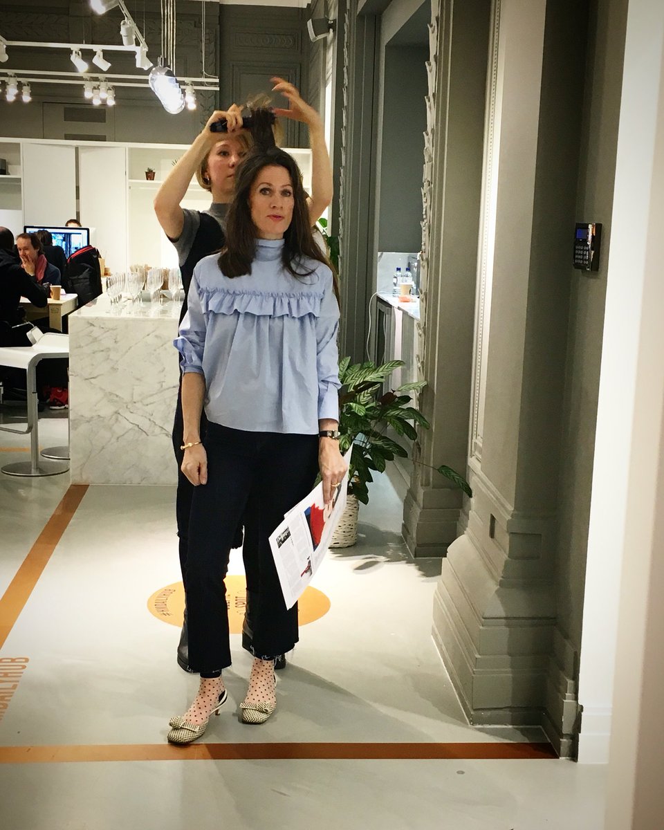 LFWTheDaily's tweet photo. #LFWTheDaily editor, Cat Callender on her shoot for @hmunitedkingdom bespoke feature in tomo's paper p.5 #HMTheDaily https://t.co/d10wQxUz4E