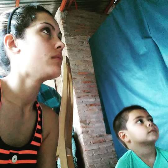 anamarti23's tweet photo. @combatearg miramos combate con mi nene!!! Besos Biancaaaaaaaaaa..... https://t.co/rzY5gt0TMV