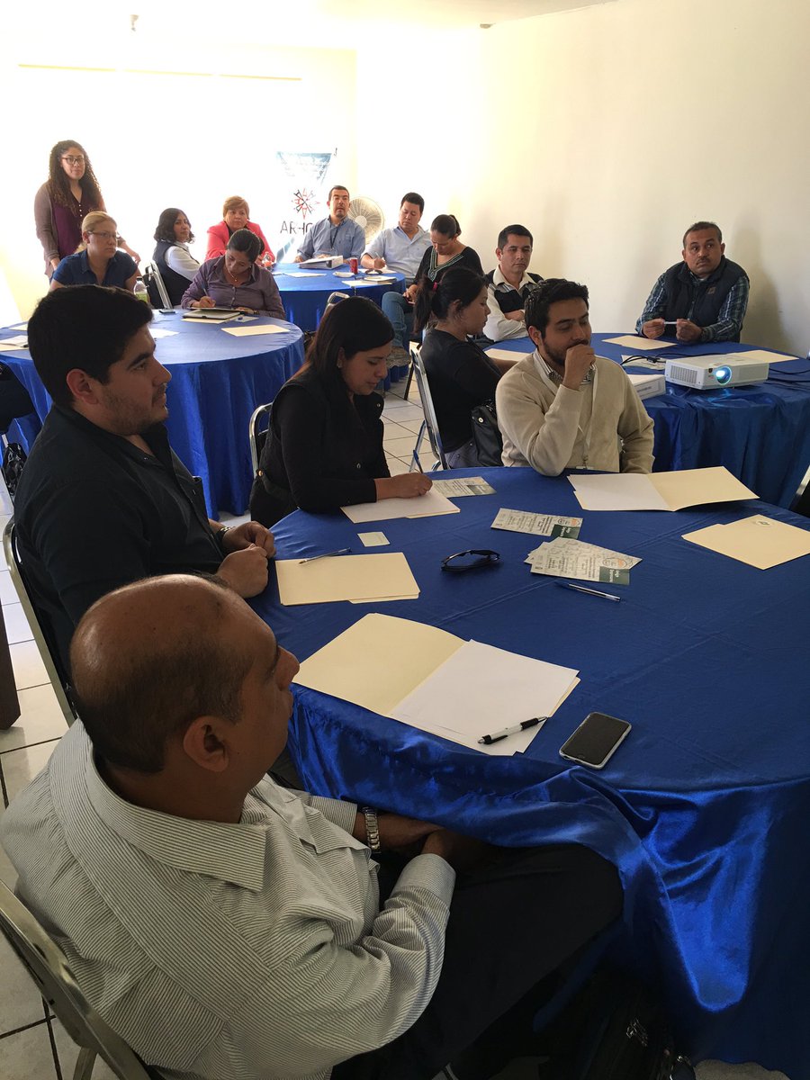 arhcos's tweet photo. Plática "Determinación Anual de la Prima de Riesgo de Trabajo del IMSS" #arhcos gracias Dr. Carral https://t.co/BIjneeuqWA
