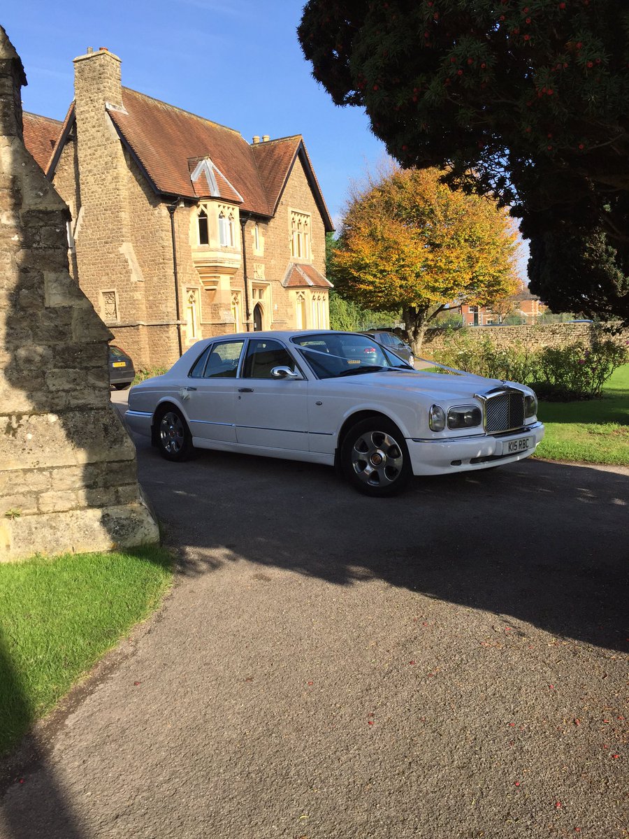 bentley_wedding's tweet photo. Chauffeur driven Bentley for Mother's Day you haven't thought of that https://t.co/7KIRHZPKIZ  01865 600962 https://t.co/pt4po5kTgk