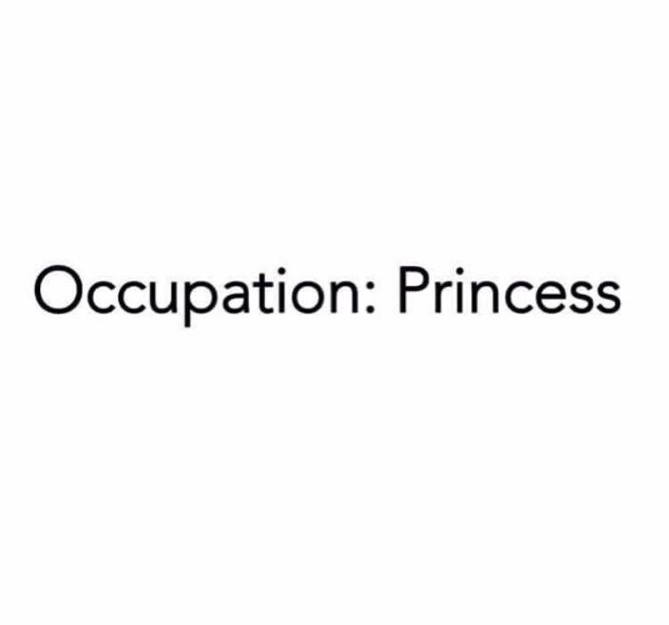 _Nicxx's tweet photo. @justalexa_ @gemsamson_ we wish!!!👸🏼👑💃🏼 https://t.co/VR6gQmALFI