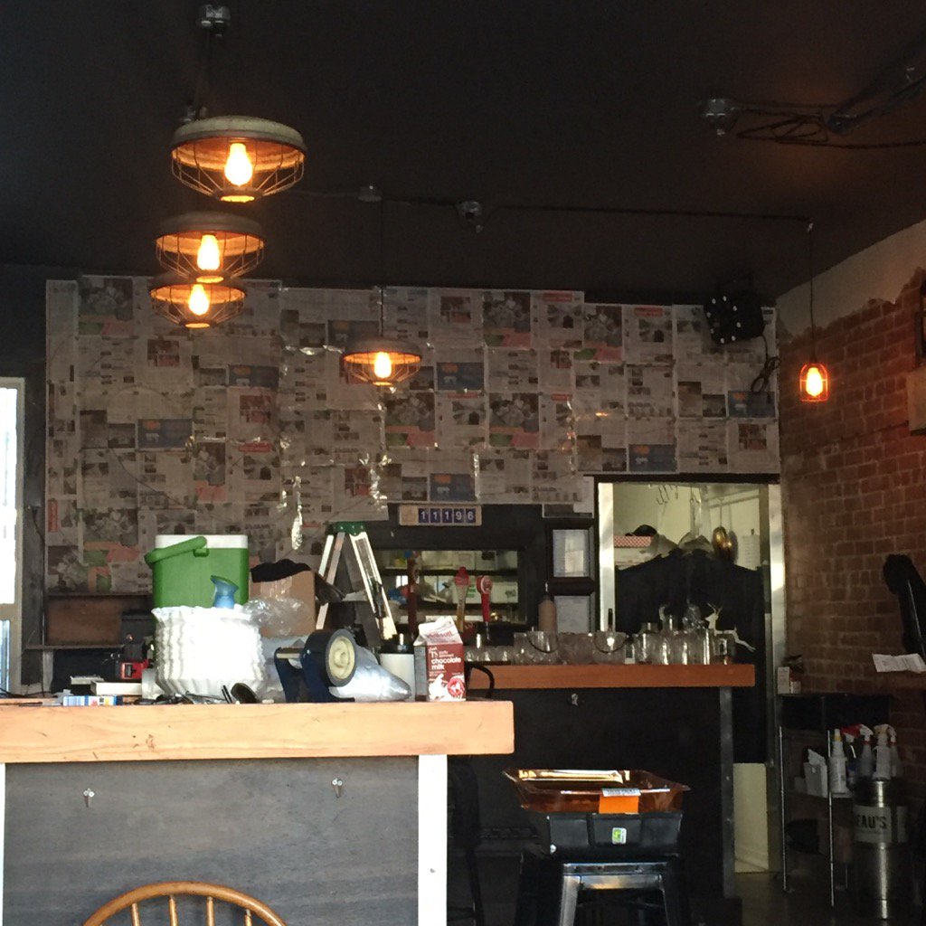 MattLaking's tweet image. What's happening @thelockhartto ??