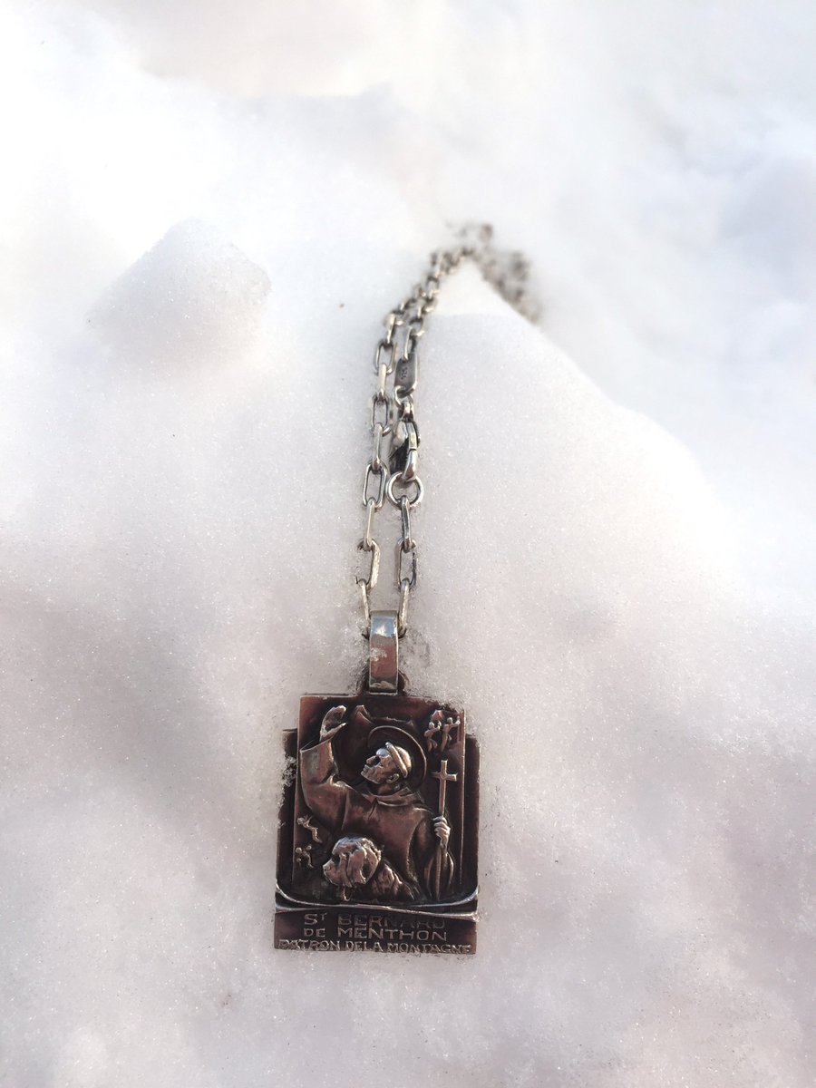CHillsJewelry's tweet photo. The @BrotherWolfusa St. Bernard pendant is a great accessory for the slopes as he is the patron saint for skiers. https://t.co/MJ4dufAuyj
