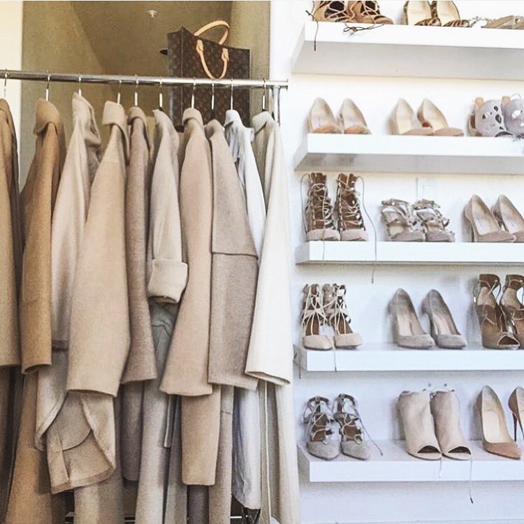 usetote's tweet photo. Nude goals! #nude #nudecloset #fashion https://t.co/PeE5fgJTFt