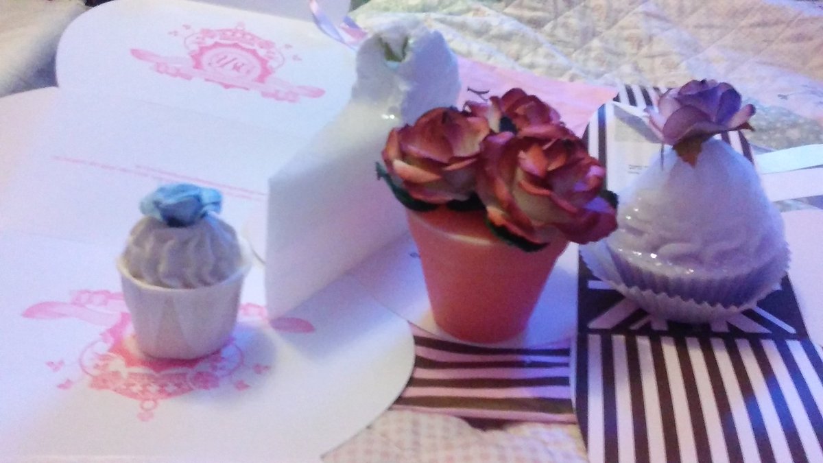 LielLandscape's tweet photo. Beautiful soaps and bath bombs, created as flowers also has the flower scents to them from Yorkshire soaps co.😀 https://t.co/wDsAaNd1MO