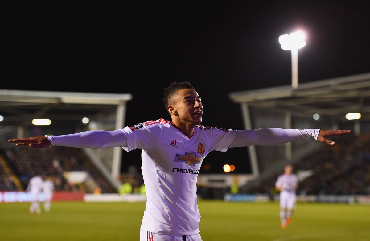 SkySportsPL's tweet photo. FT! Shrewsbury 0-3 Manchester United. United seal a quarter-final meeting with West Ham: https://t.co/JcmHK7j2gu https://t.co/QWdpIH85dN