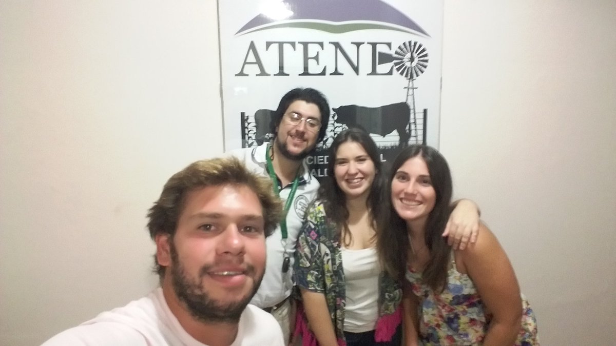 1* Reunion del Año! El Ateneo #VolvioConTodo ! Te esperamos #SumateYa <a href="/AteneoFARER/">Ateneo FARER</a> @AteneosCRArg <a href="/CamiiBene/">Cami Benedetti</a>